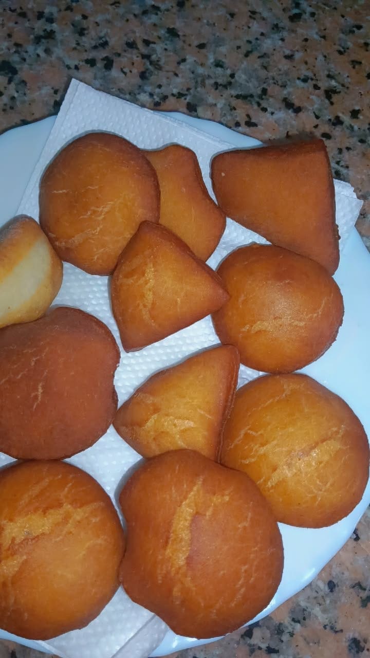 Golden fresh mandazi (Kenyan doughnuts) by Chef Angie